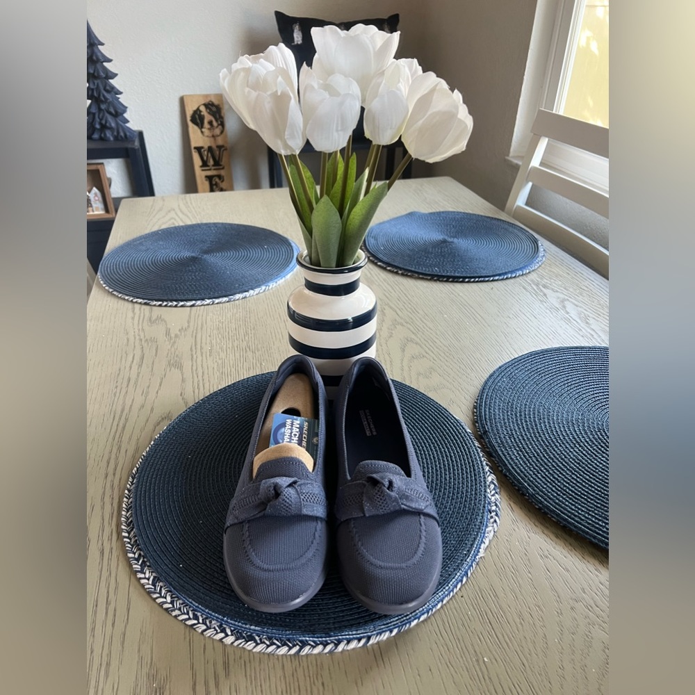NWT Skechers on the go blue shoes